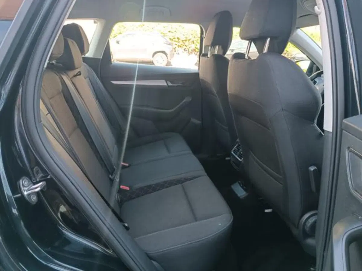 Skoda Karoq usata a Pisa (10)