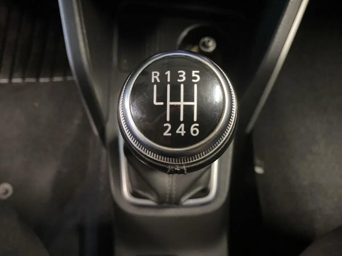 Dacia Duster usata a Torino (12)