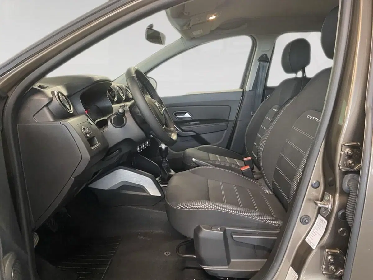 Dacia Duster usata a Torino (7)