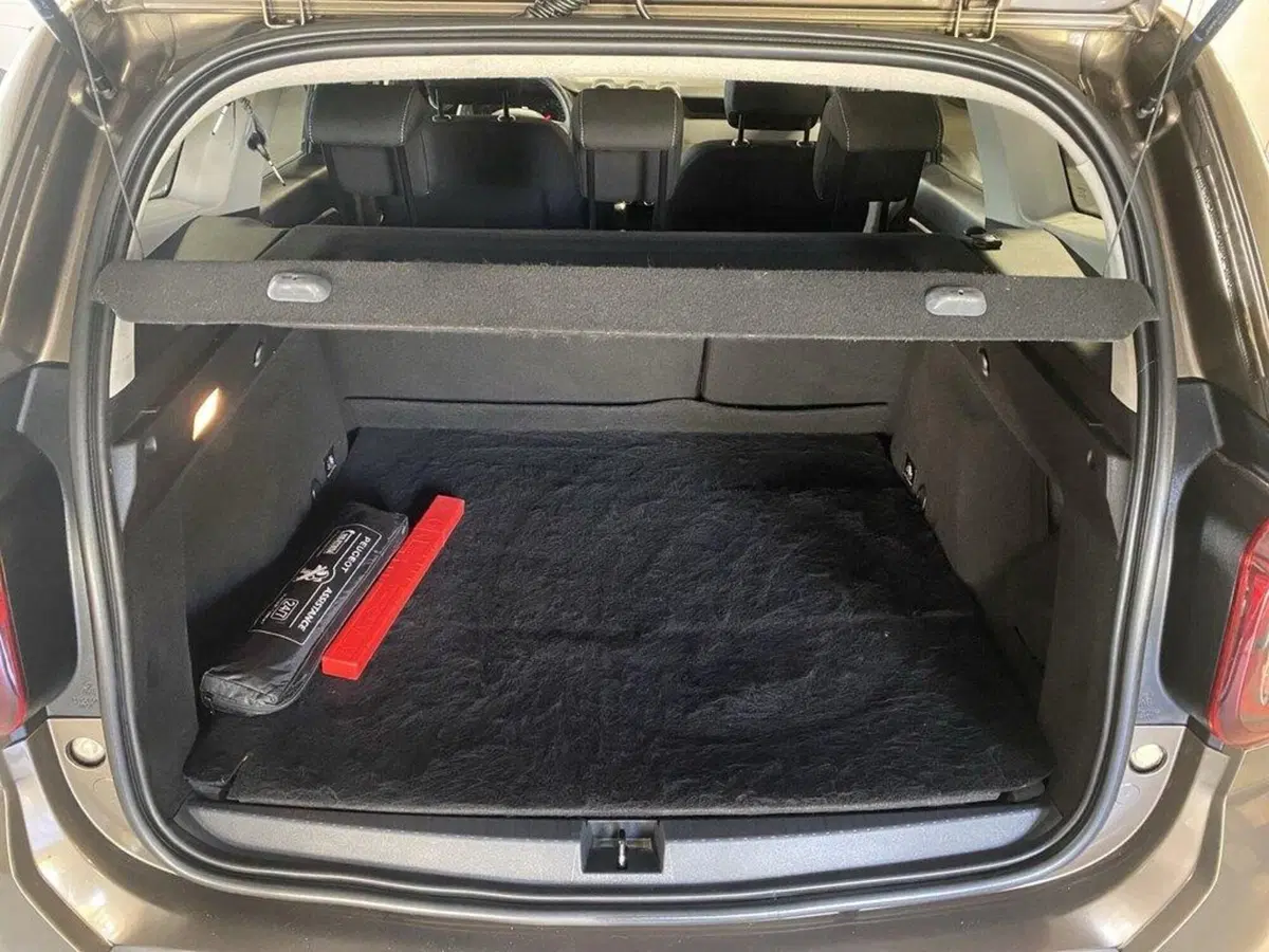 Dacia Duster usata a Torino (9)