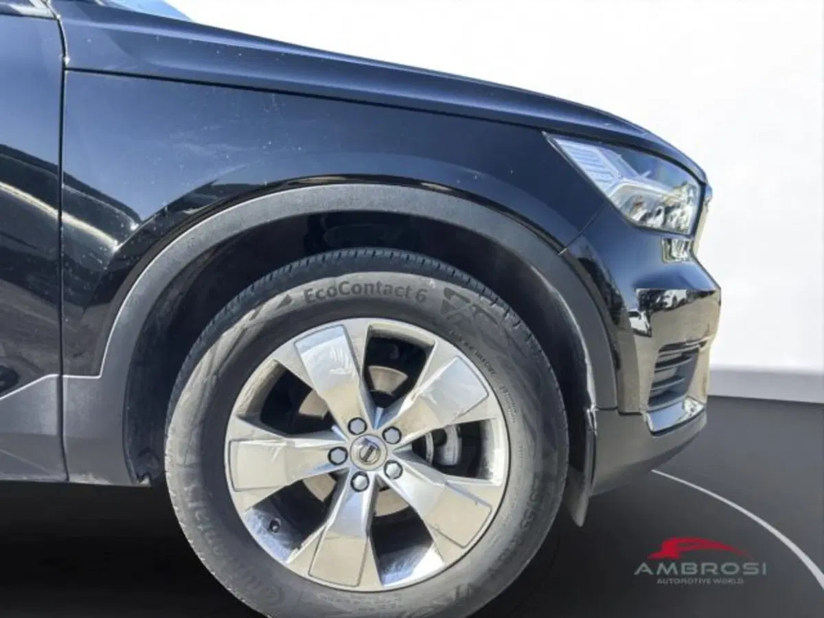 Volvo XC40 usata a Perugia (14)