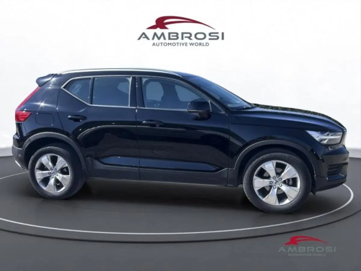 Volvo XC40 usata a Perugia (5)