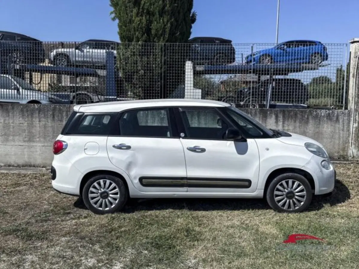 Fiat 500L Living usata a Perugia (2)