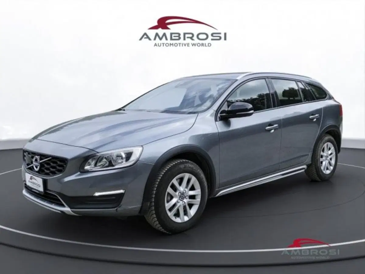 Volvo V60 Cross Country usata a Perugia