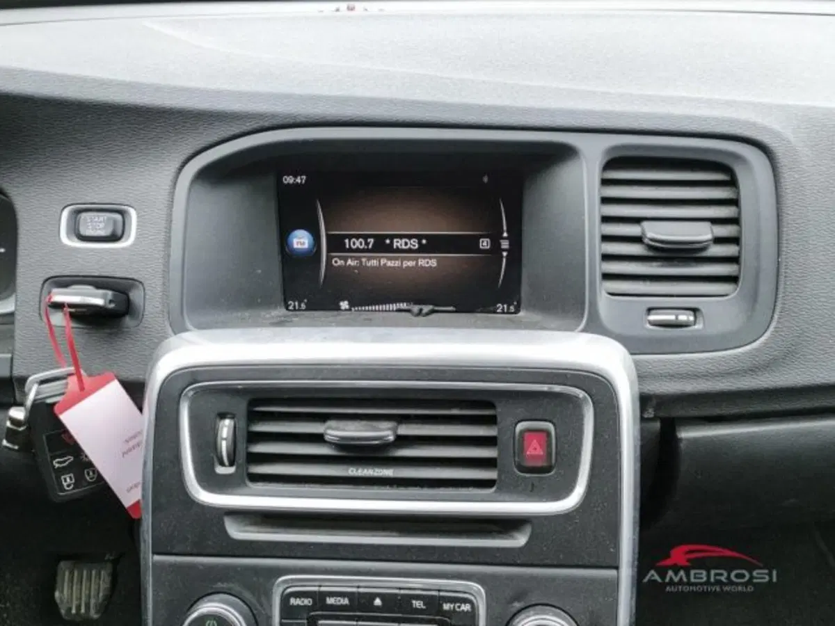 Volvo V60 Cross Country usata a Perugia (15)