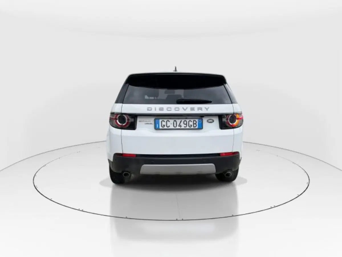 Land Rover Discovery Sport usata a Modena (11)