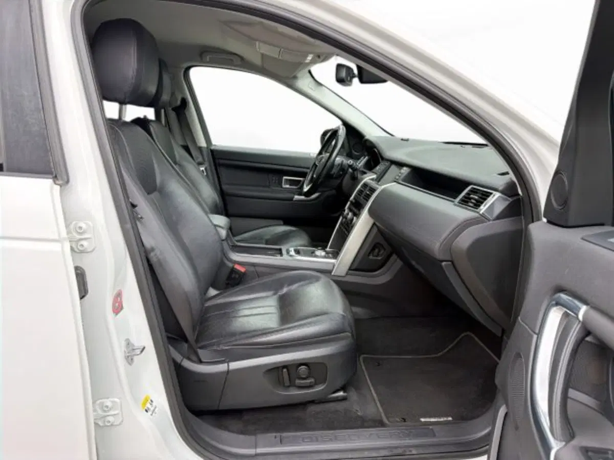 Land Rover Discovery Sport usata a Modena (4)