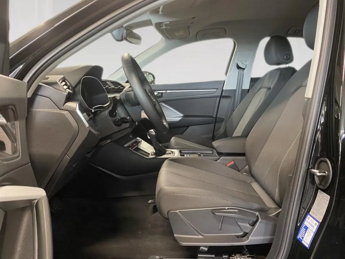 Audi Q3 Sportback usata a Torino (7)