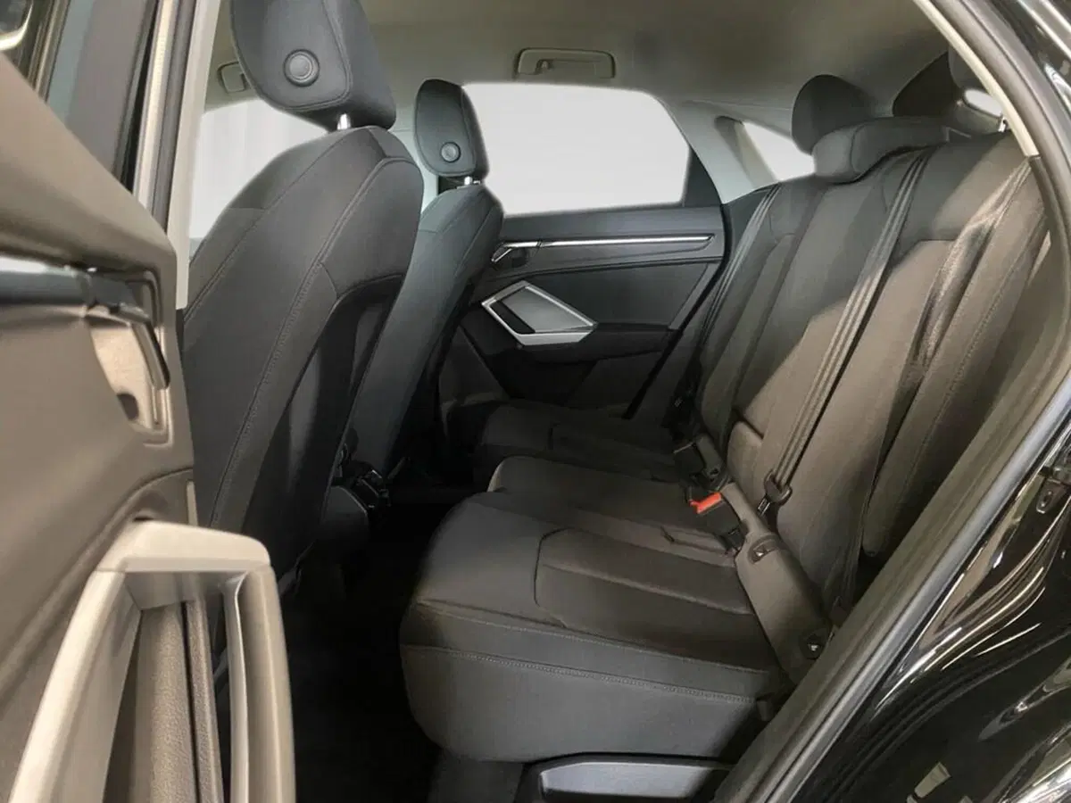 Audi Q3 Sportback usata a Torino (8)
