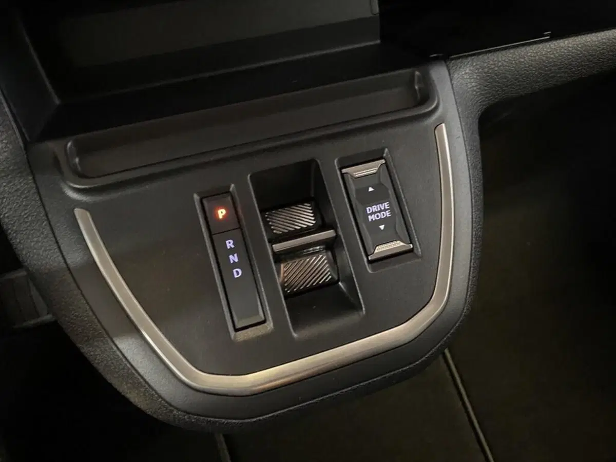 Peugeot Traveller nuova a Torino (12)