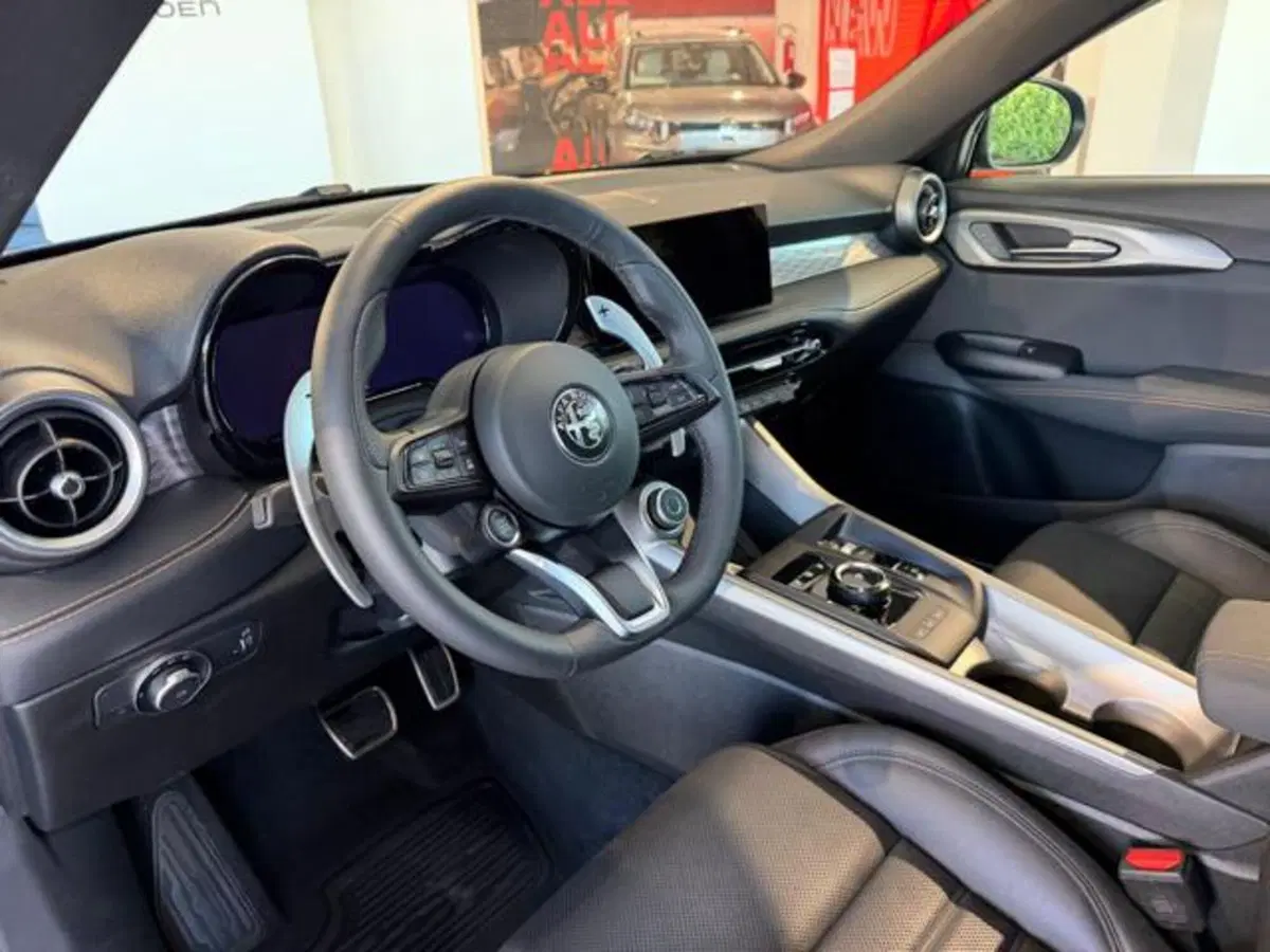 Alfa Romeo Tonale usata a Salerno (10)