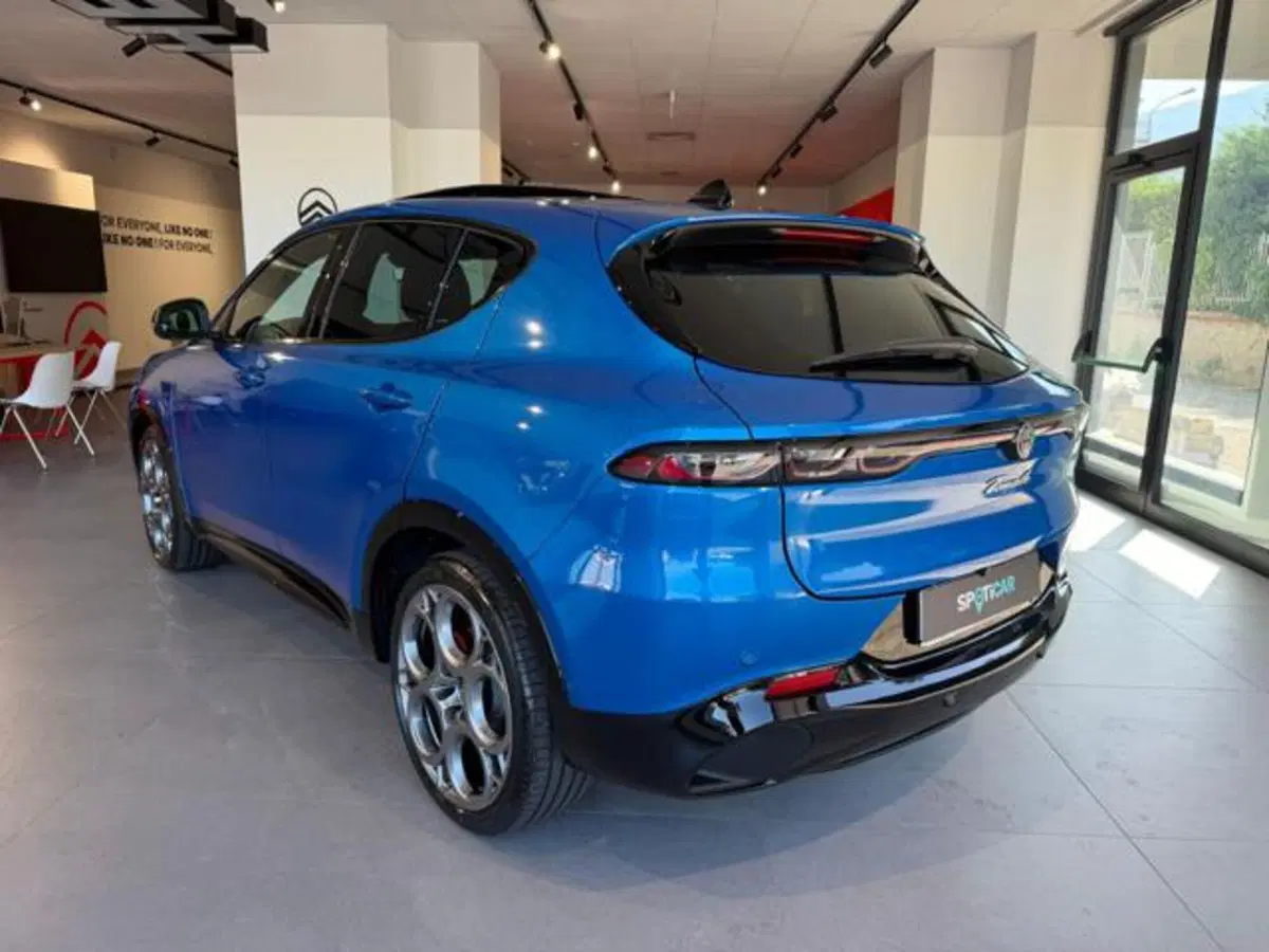 Alfa Romeo Tonale usata a Salerno (6)