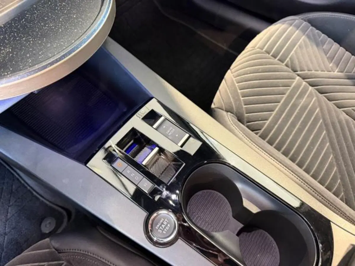 Lancia Ypsilon usata a Salerno (18)