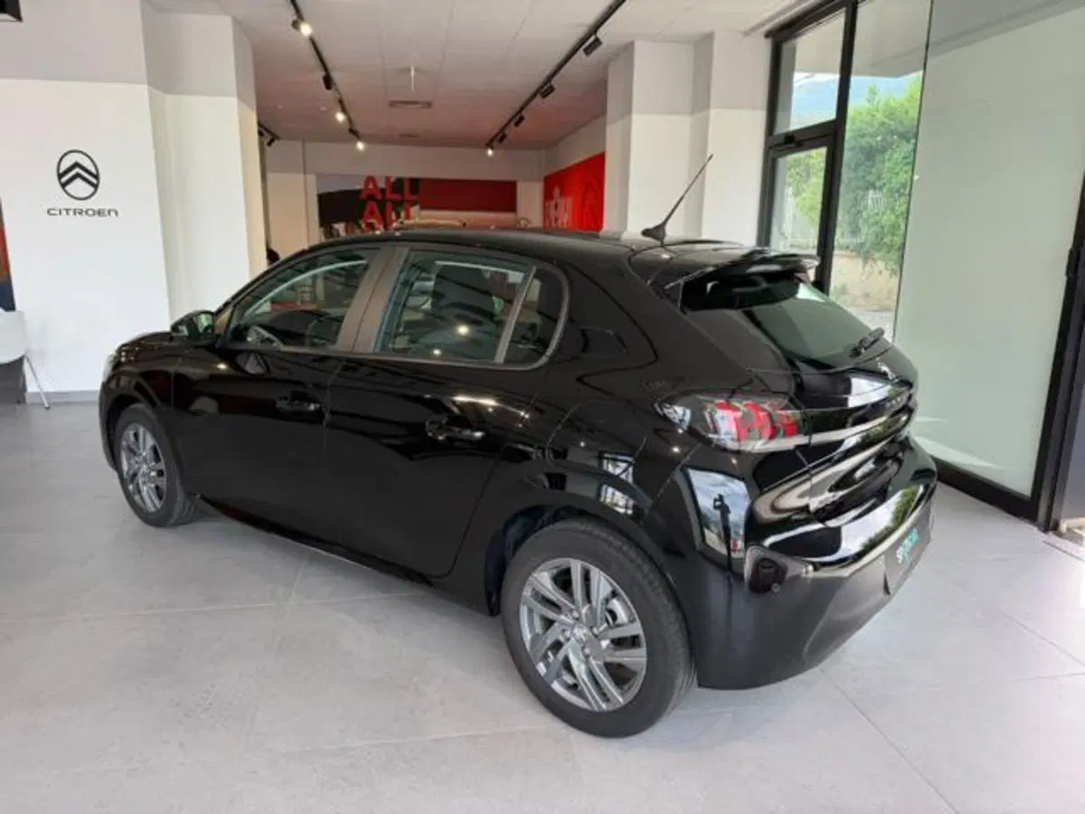 Peugeot 208 usata a Salerno (6)