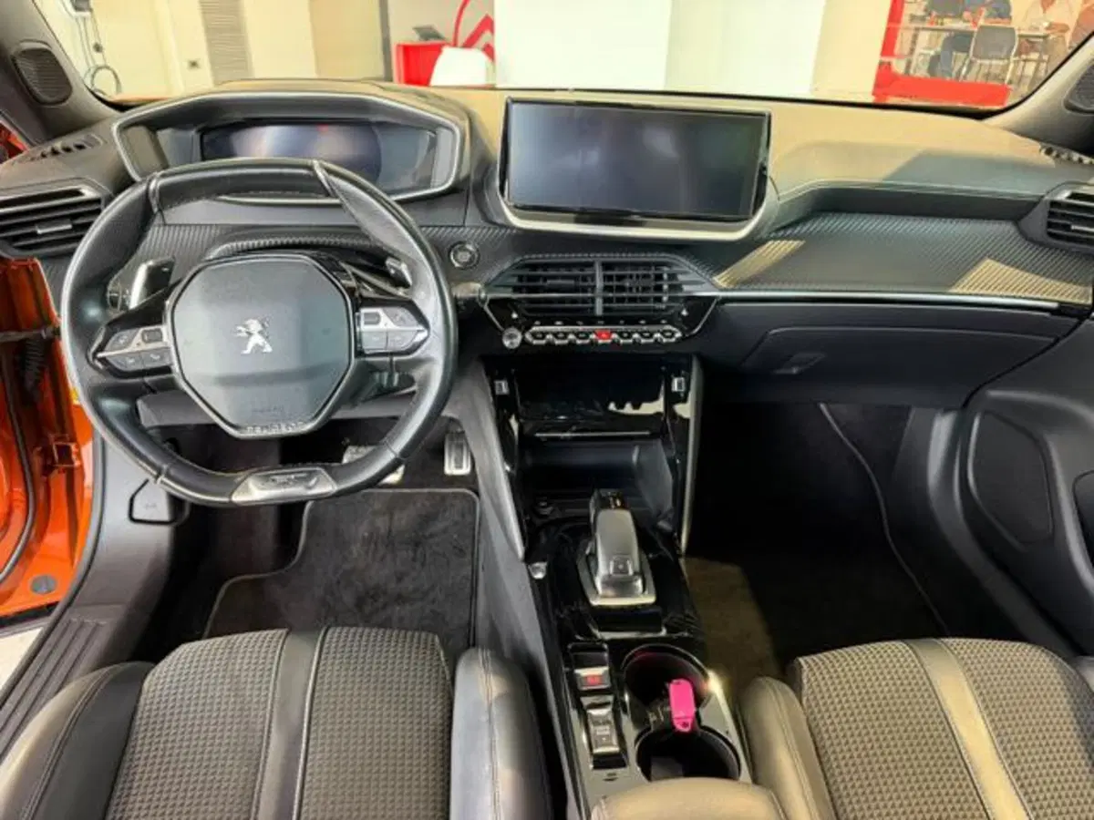 Peugeot 2008 usata a Salerno (13)