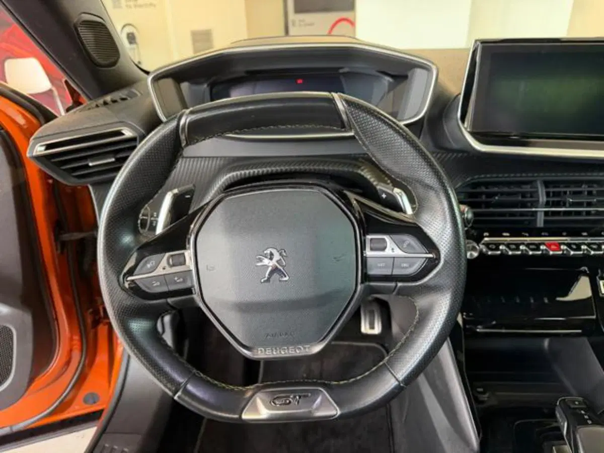Peugeot 2008 usata a Salerno (14)