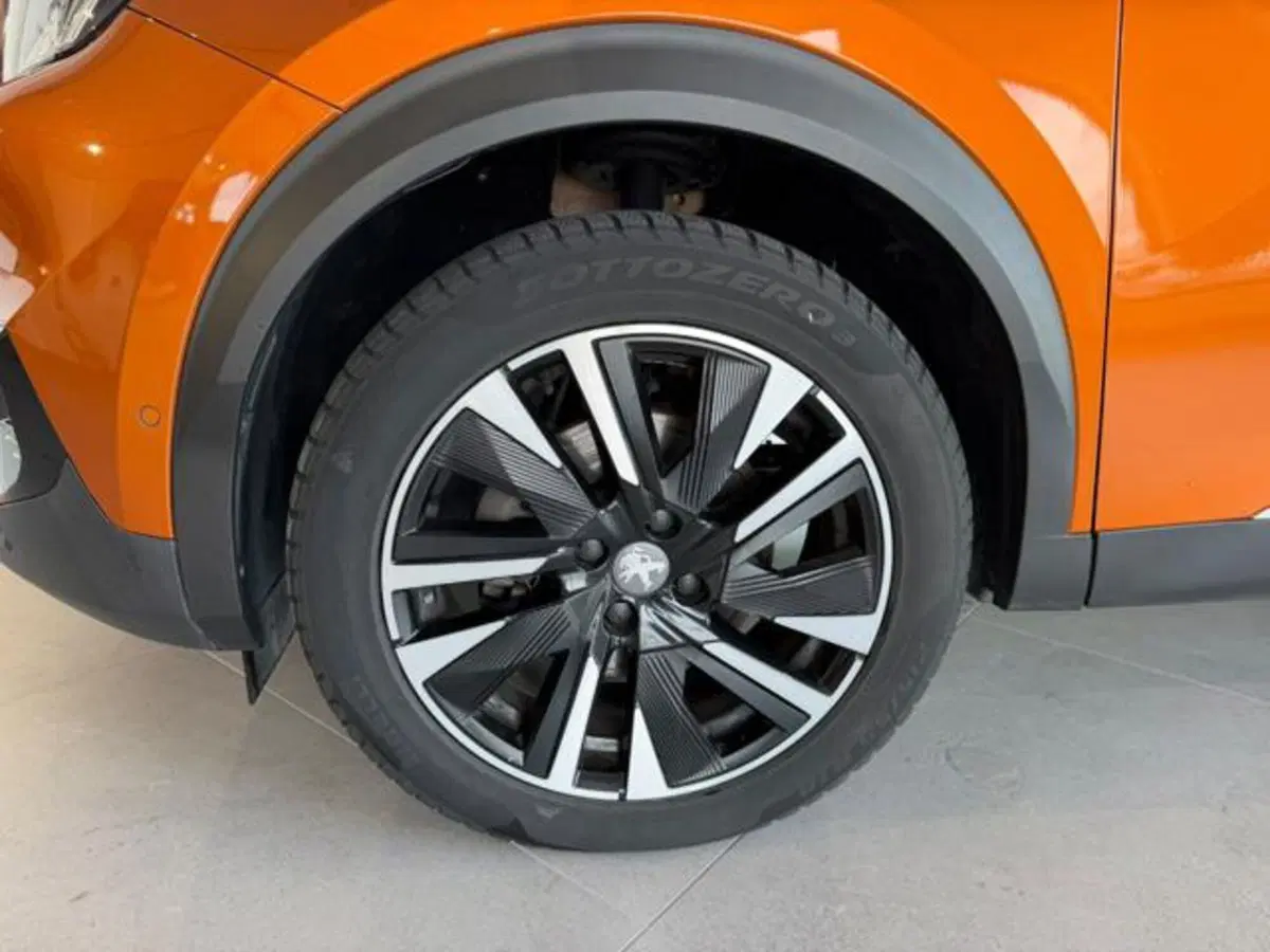 Peugeot 2008 usata a Salerno (9)