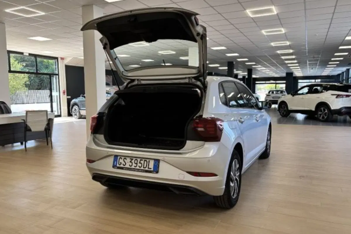 Volkswagen Polo usata a Latina (7)