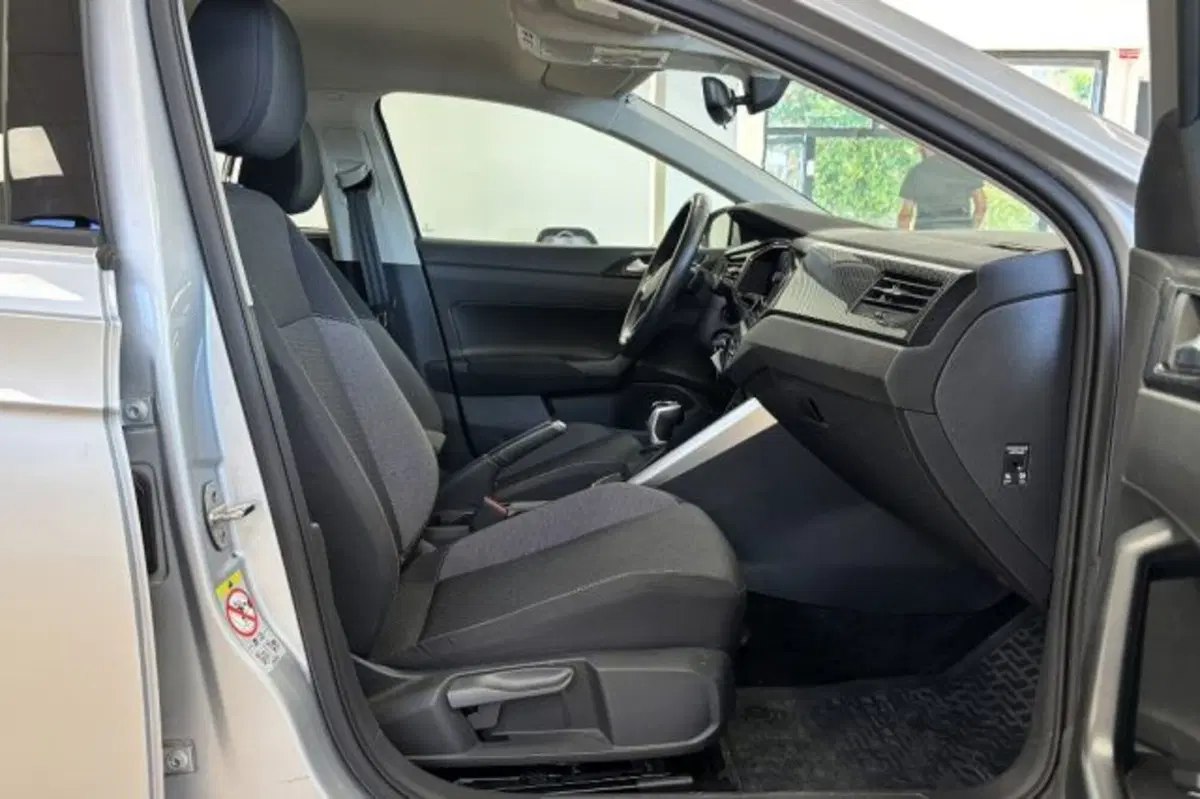 Volkswagen Polo usata a Latina (8)