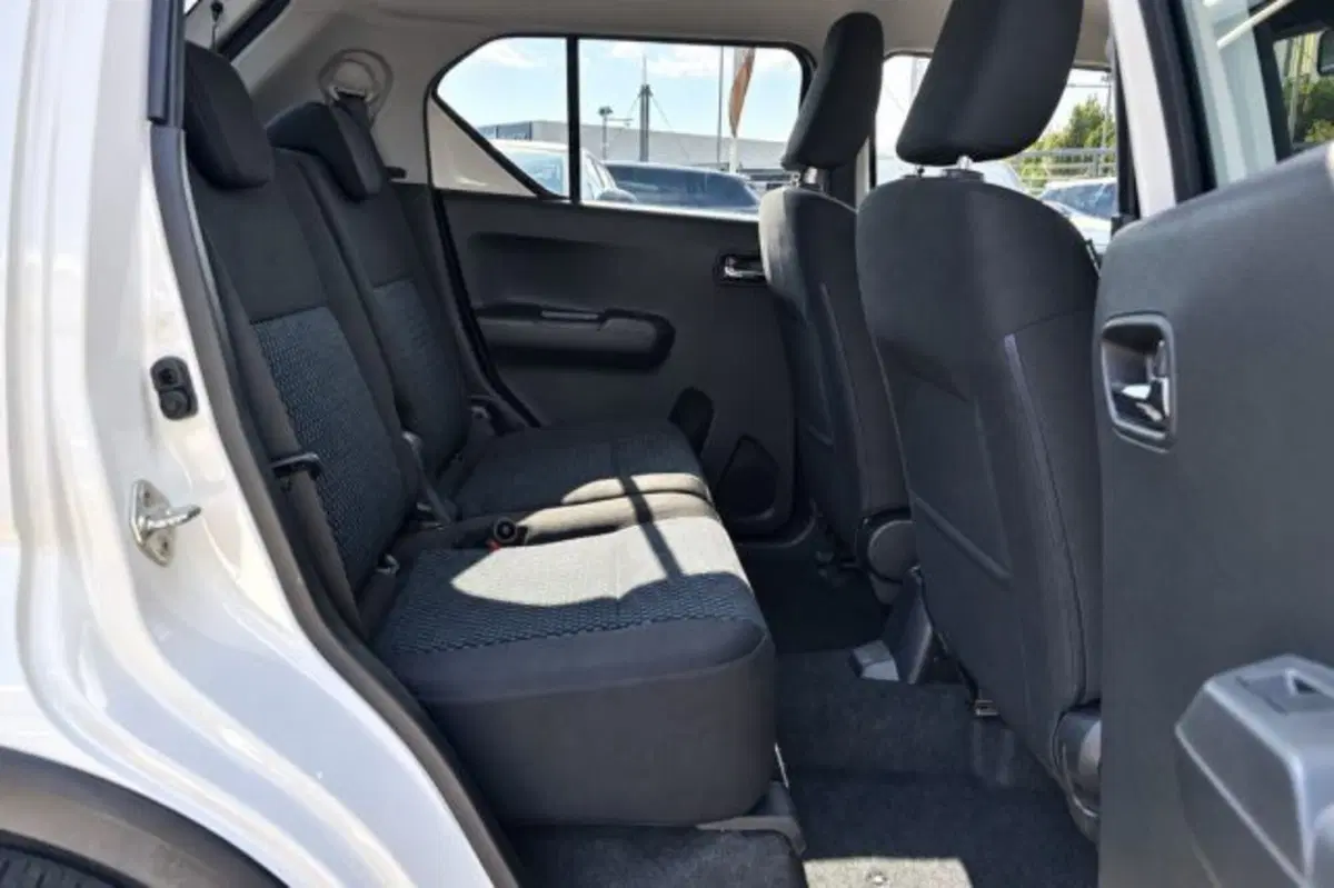 Suzuki Ignis usata a Latina (10)