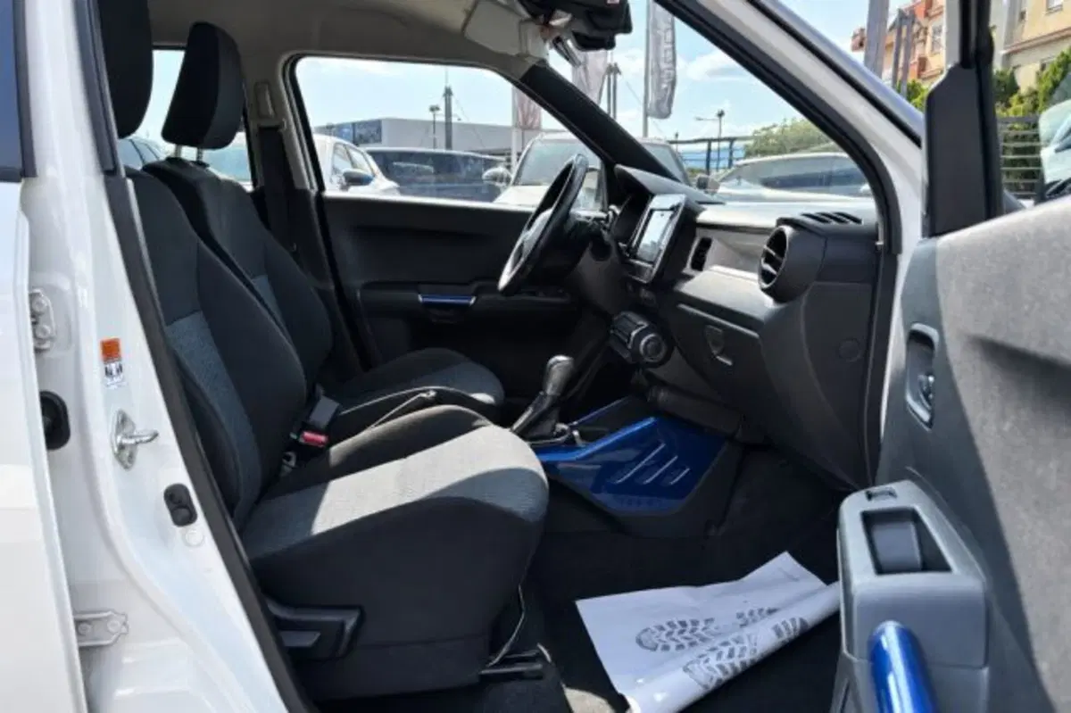 Suzuki Ignis usata a Latina (8)