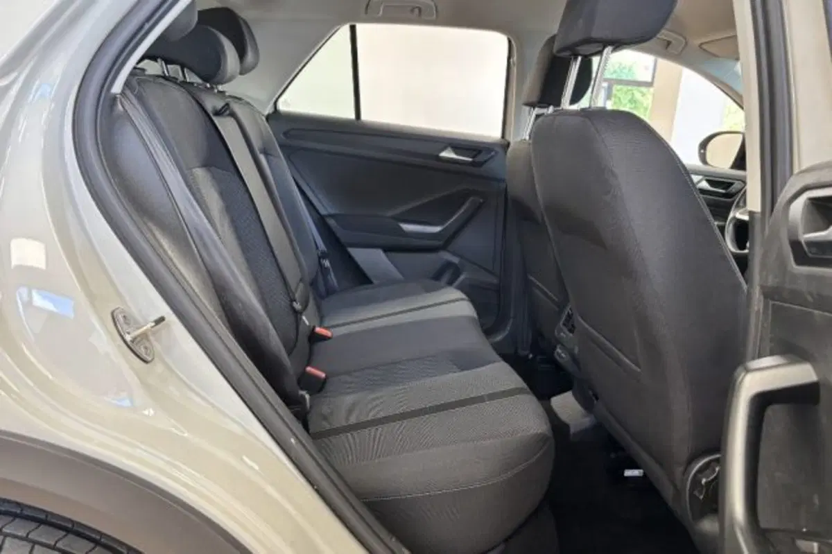 Volkswagen T-Roc usata a Latina (10)
