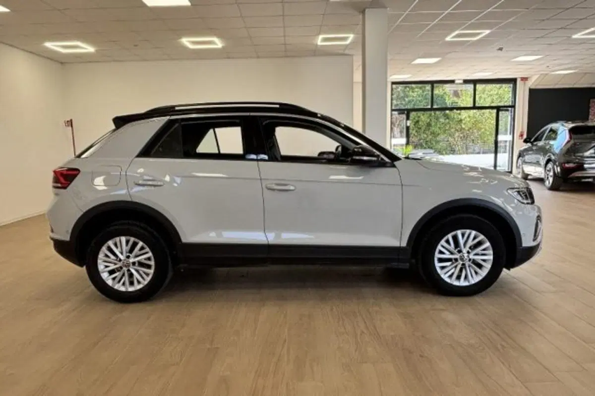 Volkswagen T-Roc usata a Latina (4)