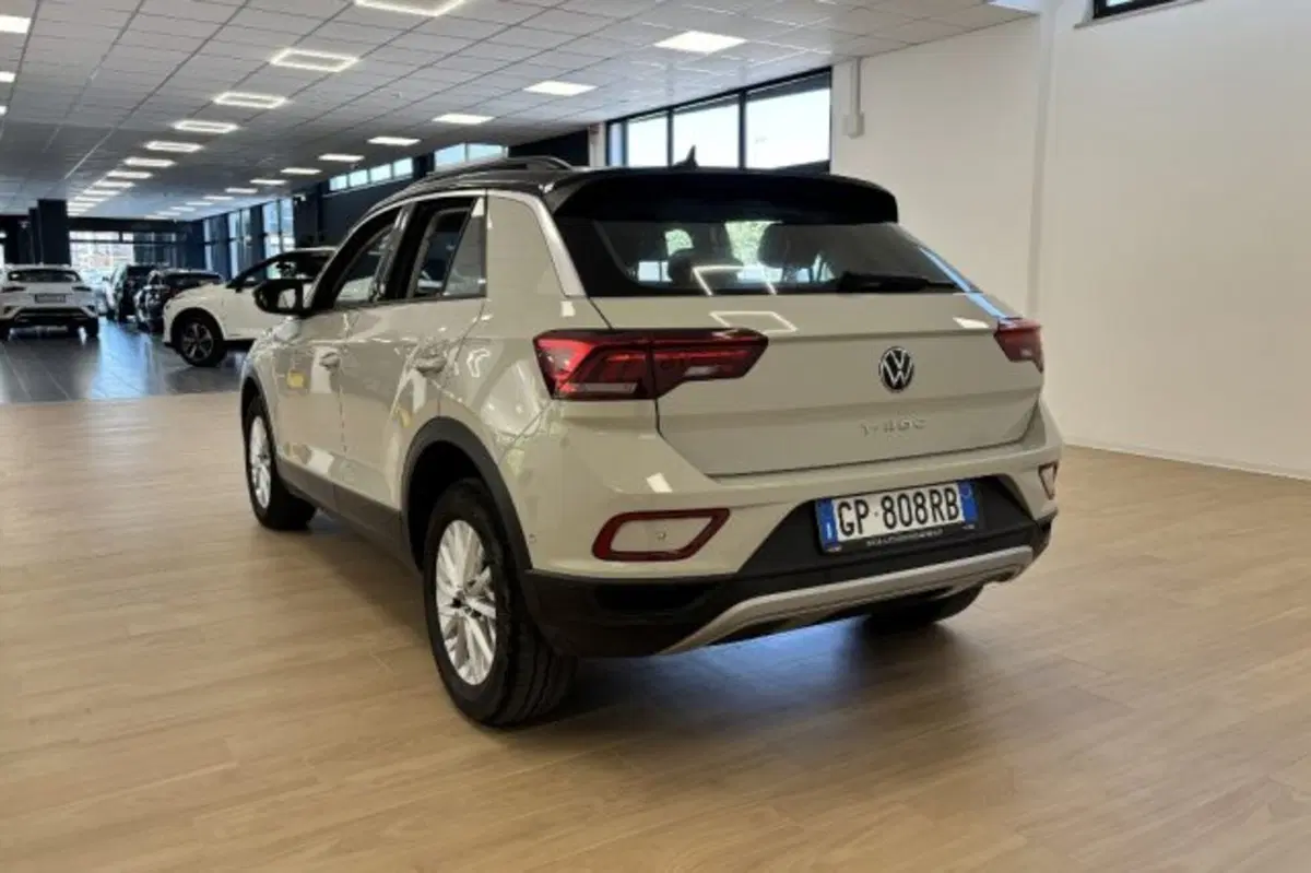 Volkswagen T-Roc usata a Latina (5)