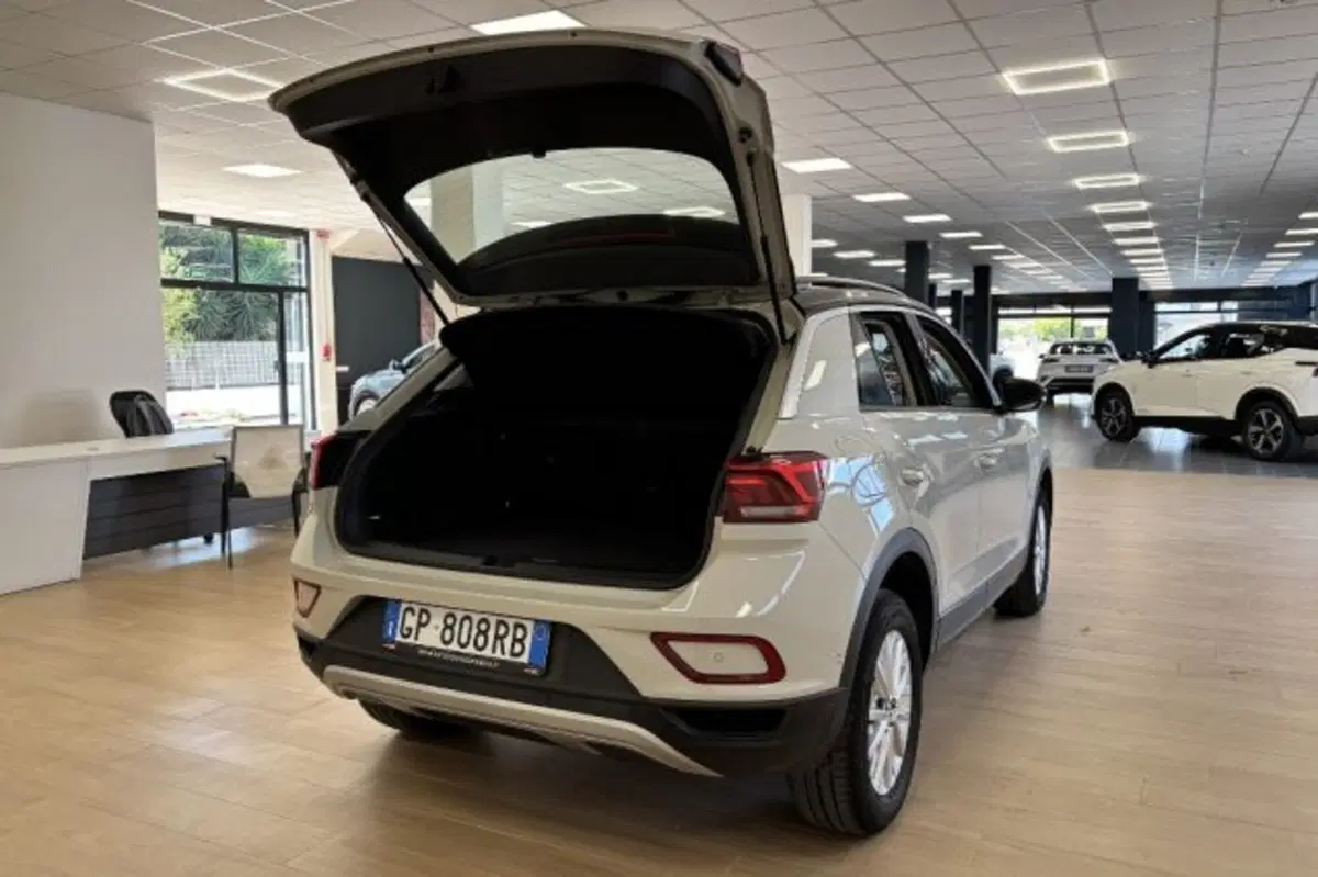 Volkswagen T-Roc usata a Latina (7)