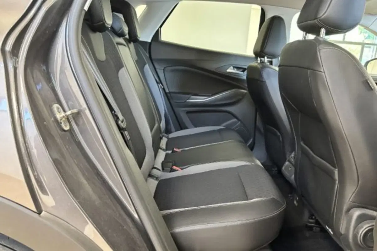 Opel Grandland X usata a Latina (10)