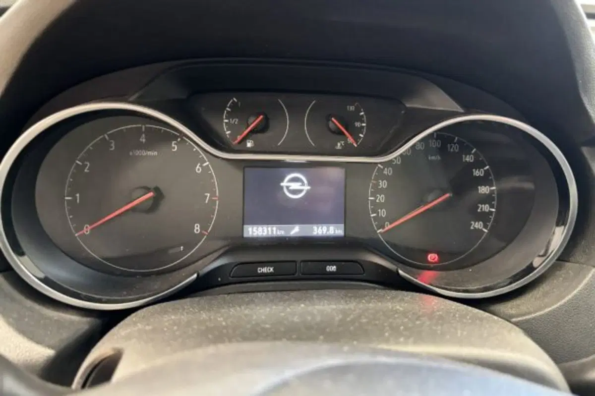 Opel Grandland X usata a Latina (13)