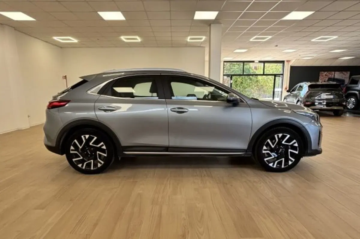 Kia XCeed usata a Latina (4)