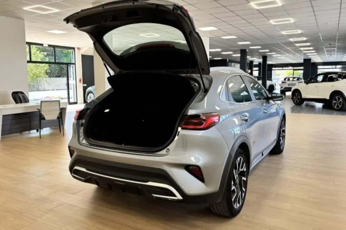 Kia XCeed usata a Latina (7)