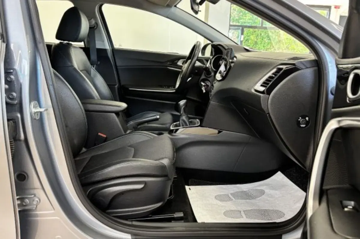 Kia XCeed usata a Latina (8)
