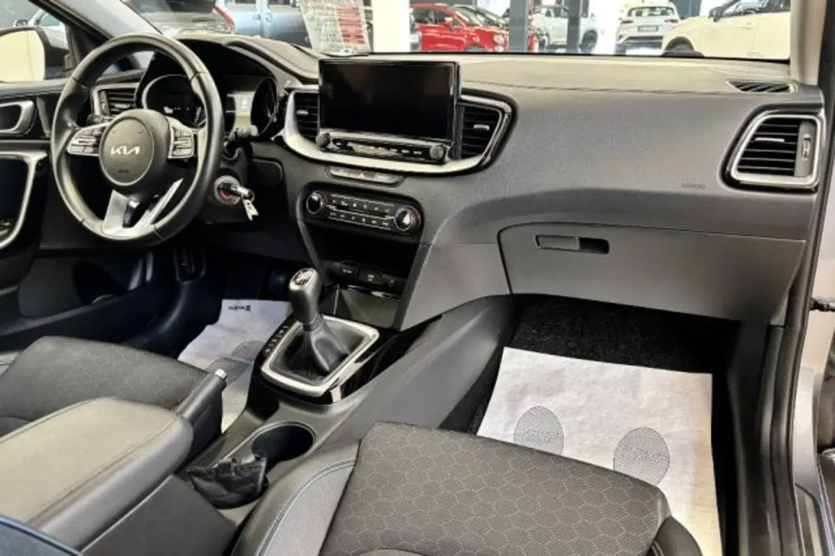 Kia XCeed usata a Latina (9)