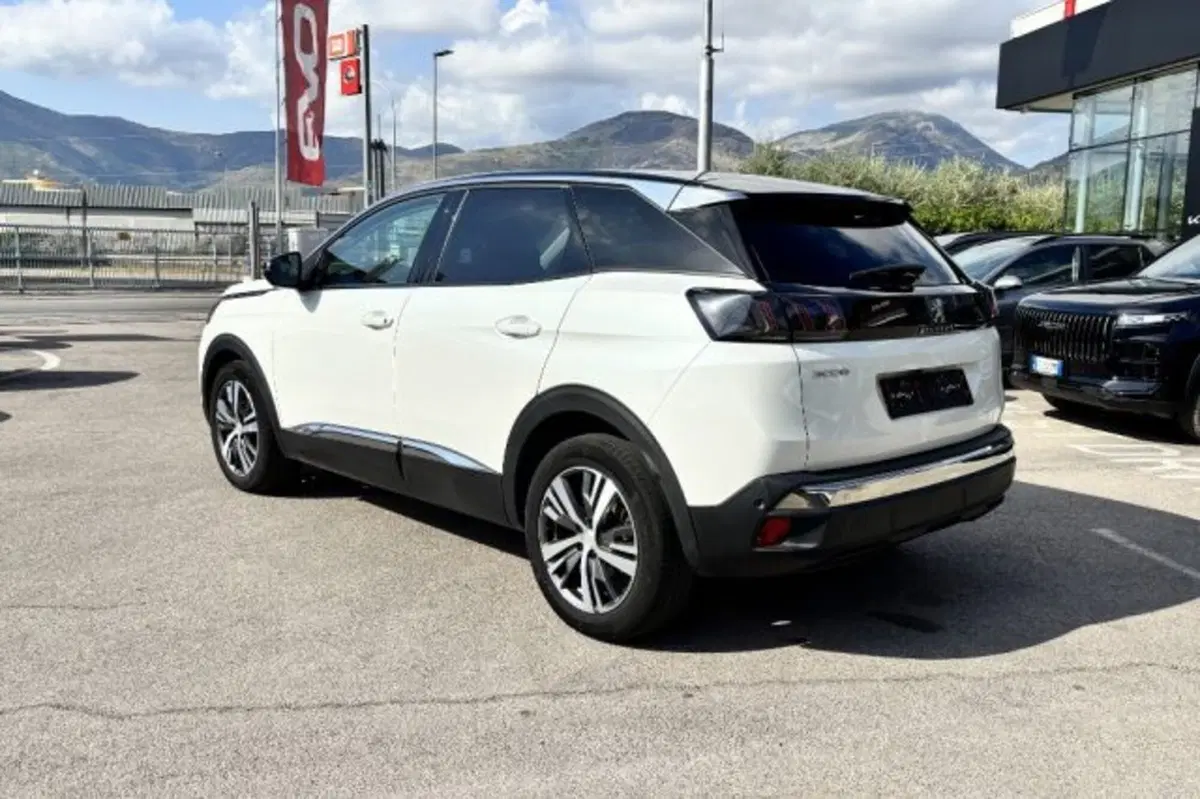Peugeot 3008 usata a Latina (5)