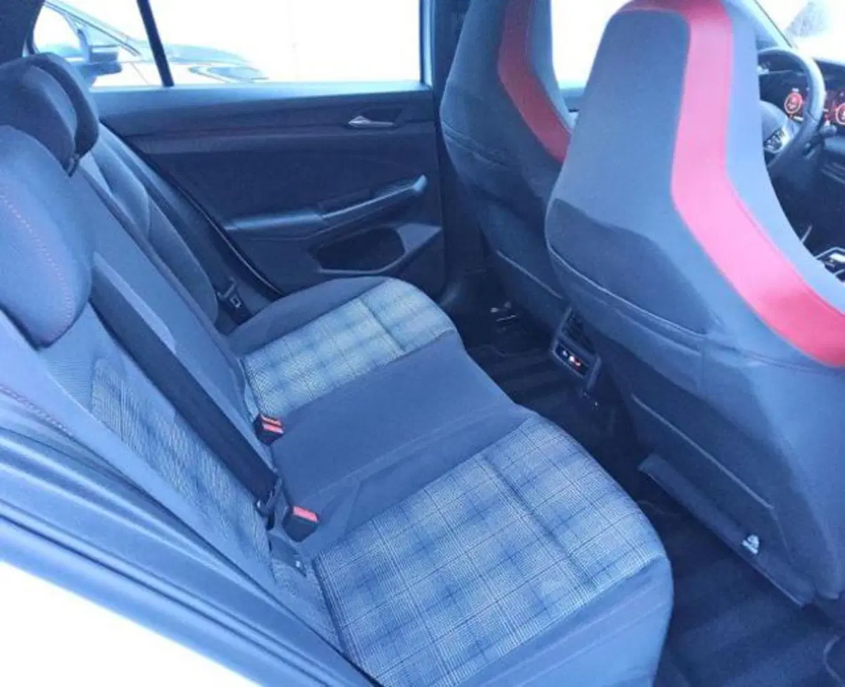 Volkswagen Golf usata a Milano (5)