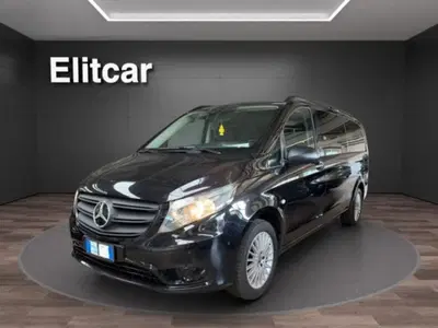 Mercedes-Benz Vito 2.0 116 CDI 4x4 PL Tourer Pro Extra-Long del 2023 usata a Magenta