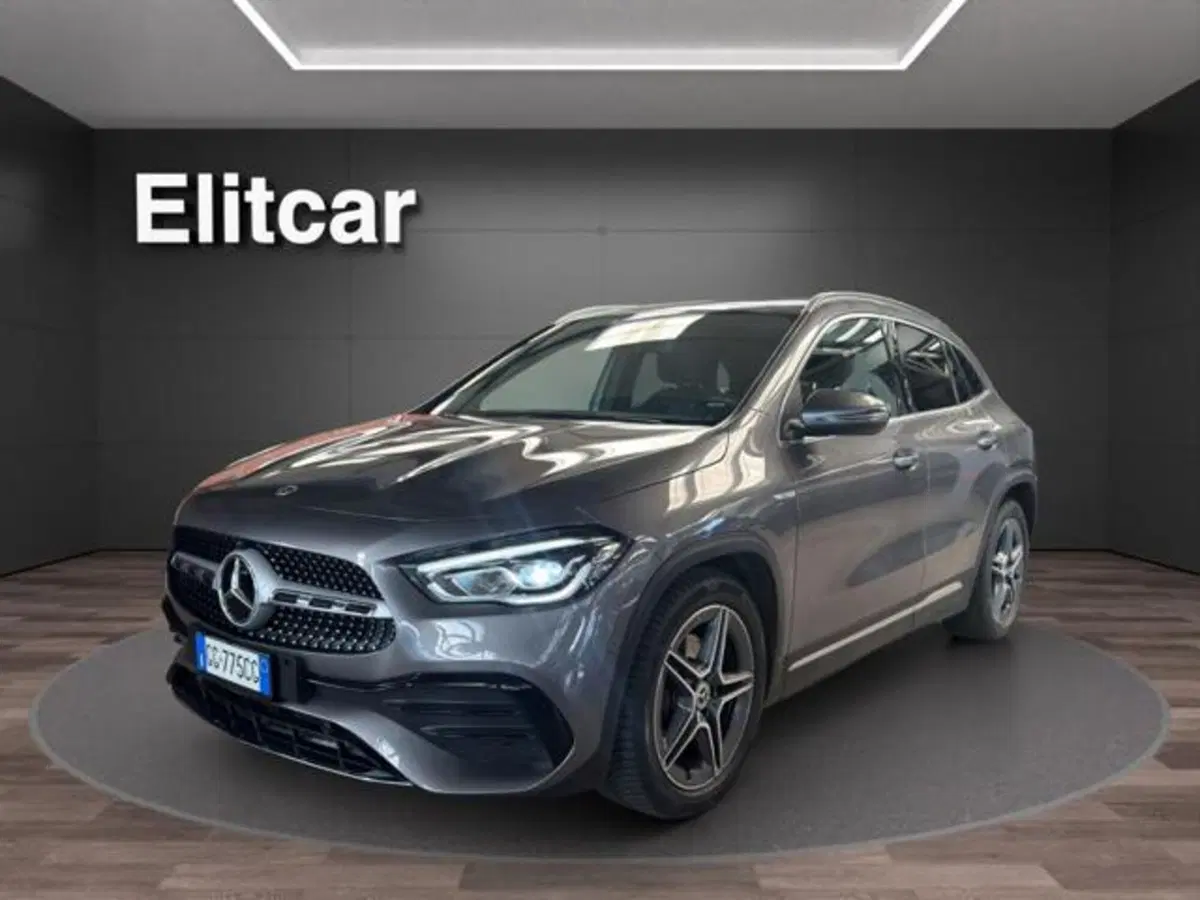 Mercedes-Benz GLA SUV usata a Milano