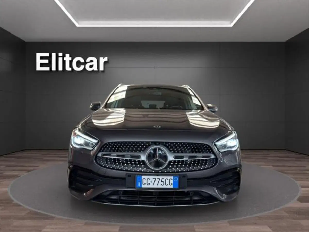 Mercedes-Benz GLA SUV usata a Milano (2)