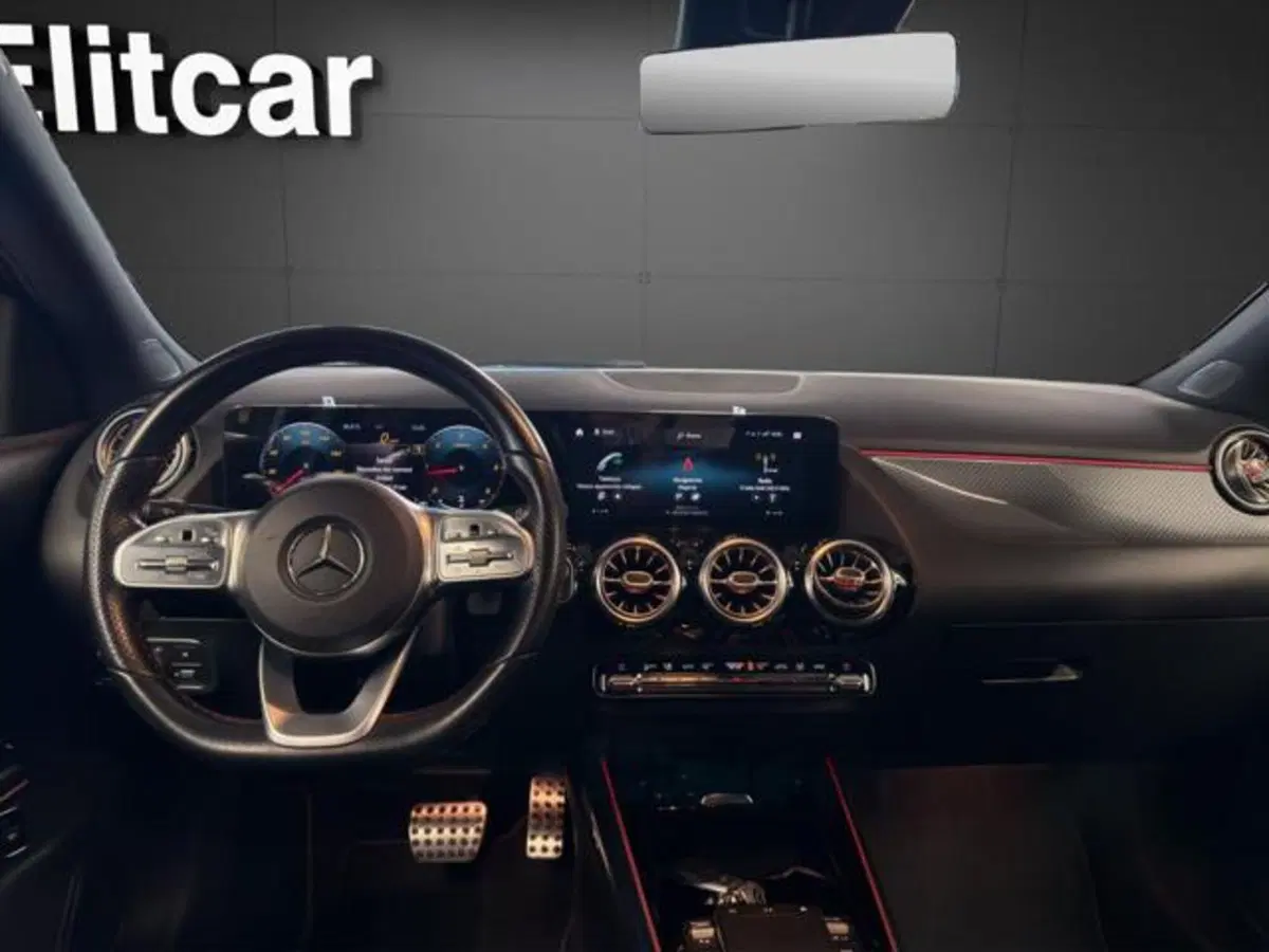 Mercedes-Benz GLA SUV usata a Milano (9)