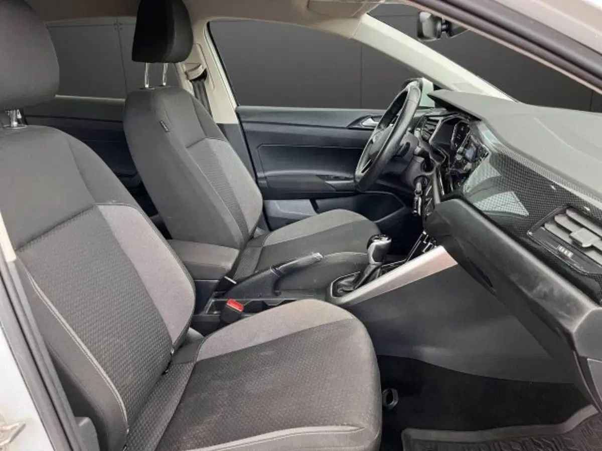 Volkswagen Taigo usata a Novara (10)