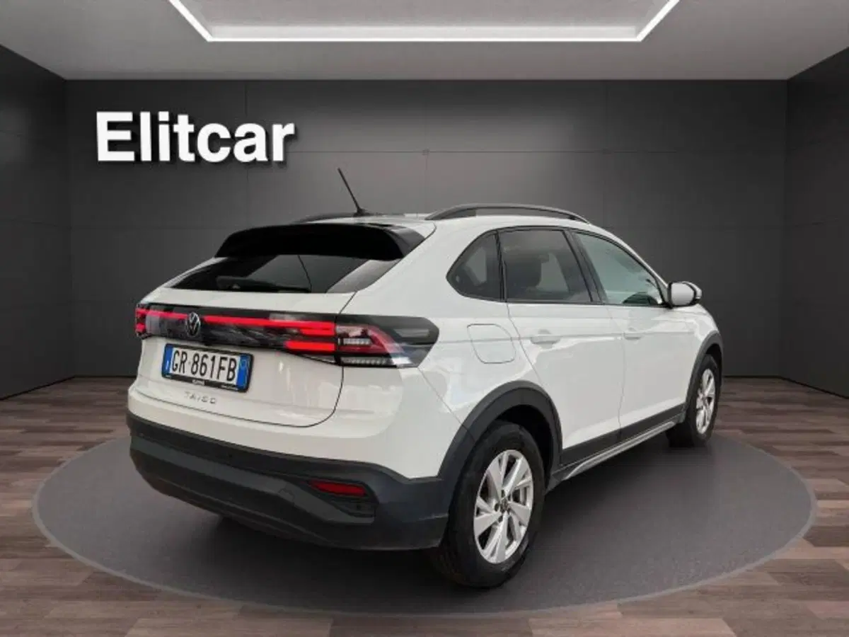 Volkswagen Taigo usata a Novara (6)