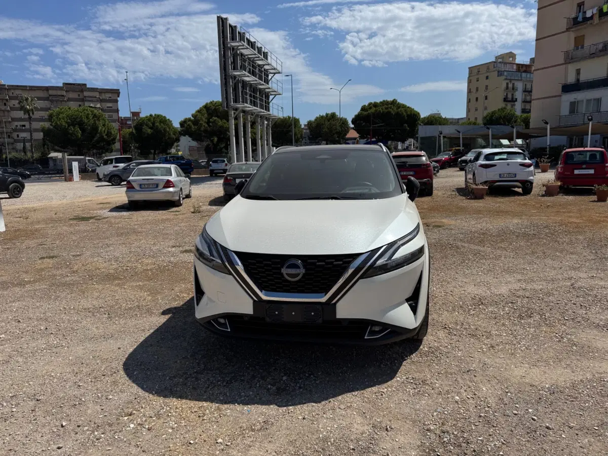 Nissan Qashqai usata a Palermo (2)