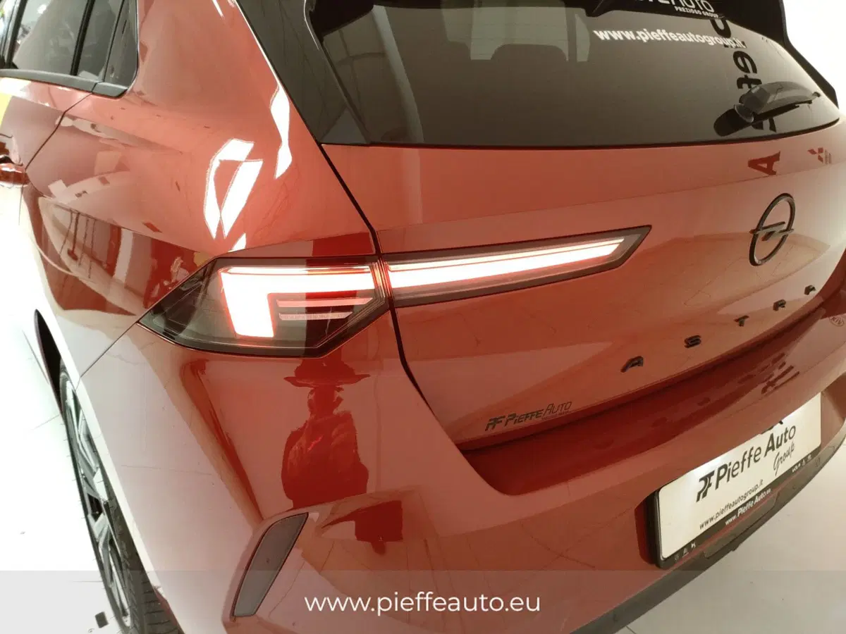 Opel Astra usata a Ascoli Piceno (8)
