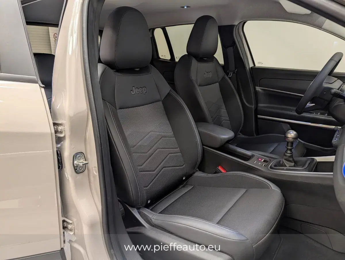 Jeep Avenger usata a Teramo (15)