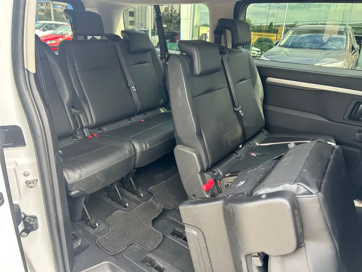 Toyota Proace Verso usata a Piacenza (14)