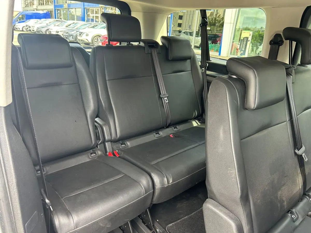 Toyota Proace Verso usata a Piacenza (15)