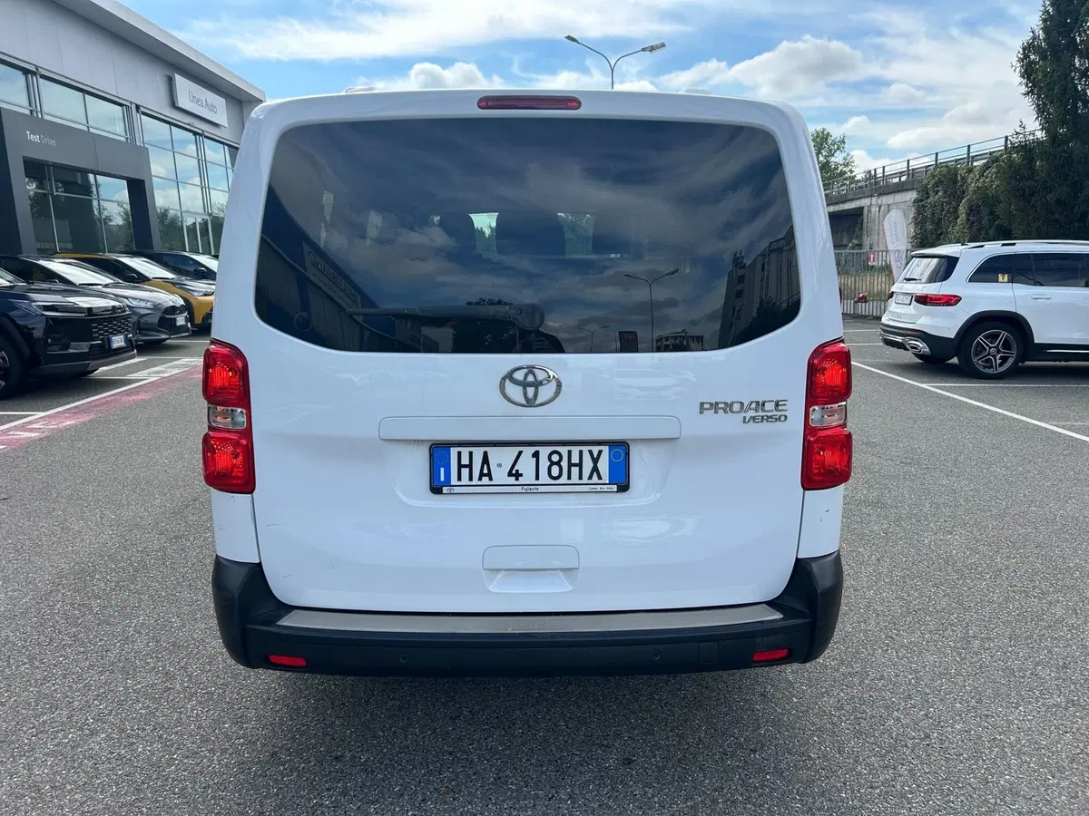 Toyota Proace Verso usata a Piacenza (3)