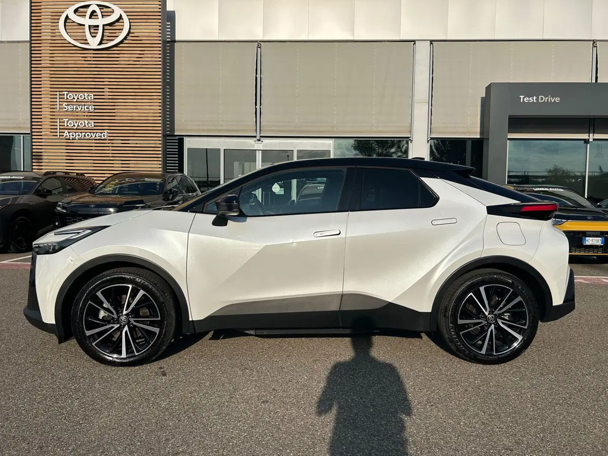 Toyota Toyota C-HR usata a Piacenza (3)